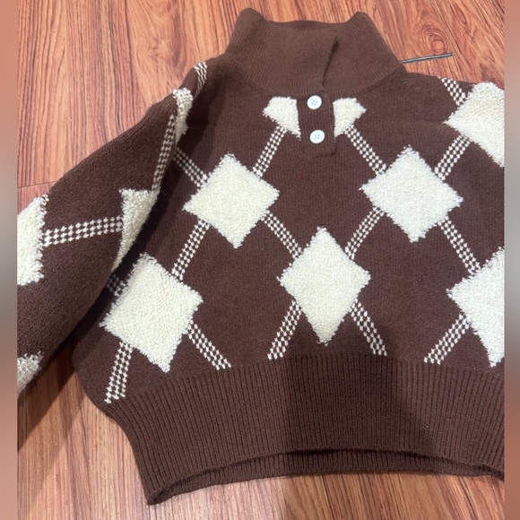 Brown and Cream Argyle Women's Sweater - Picture 3 of 7